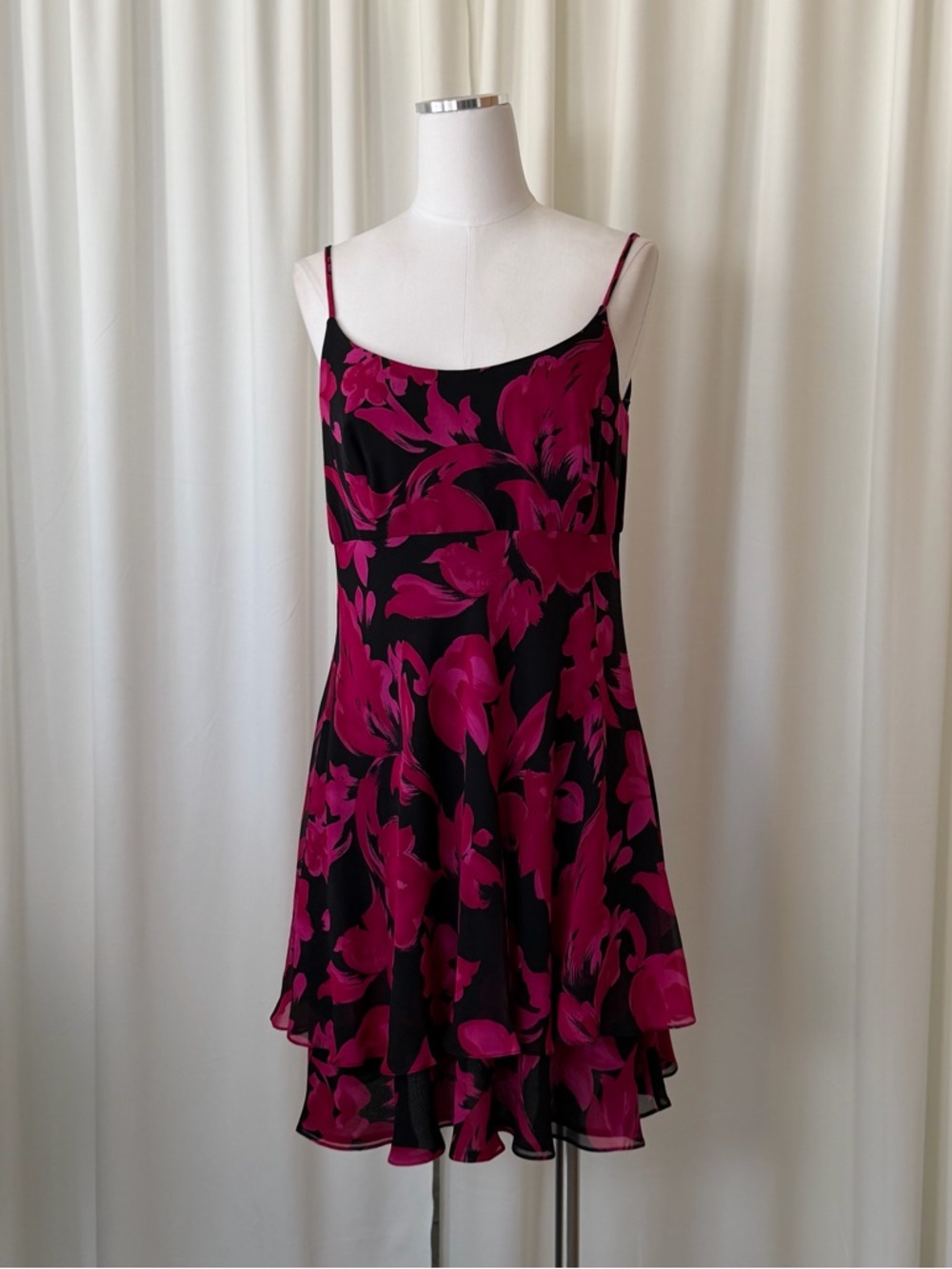 Vintage A.J. Bari 100% Silk Floral Tiered Mini Dress Pink & Black Size 10. - Picture 2 of 15